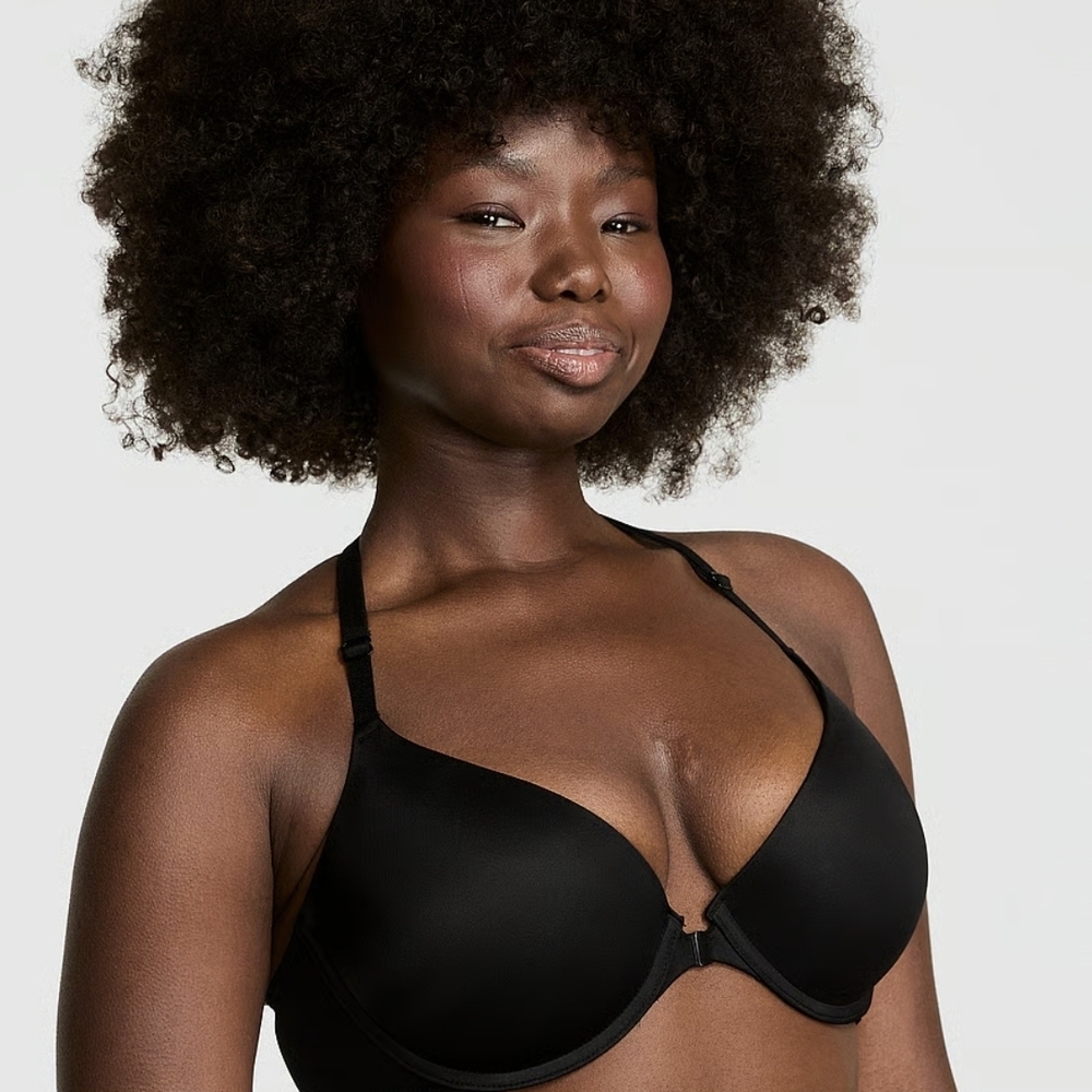 PINK Wear Everywhere
Wear Everywhere Push-Up Bra